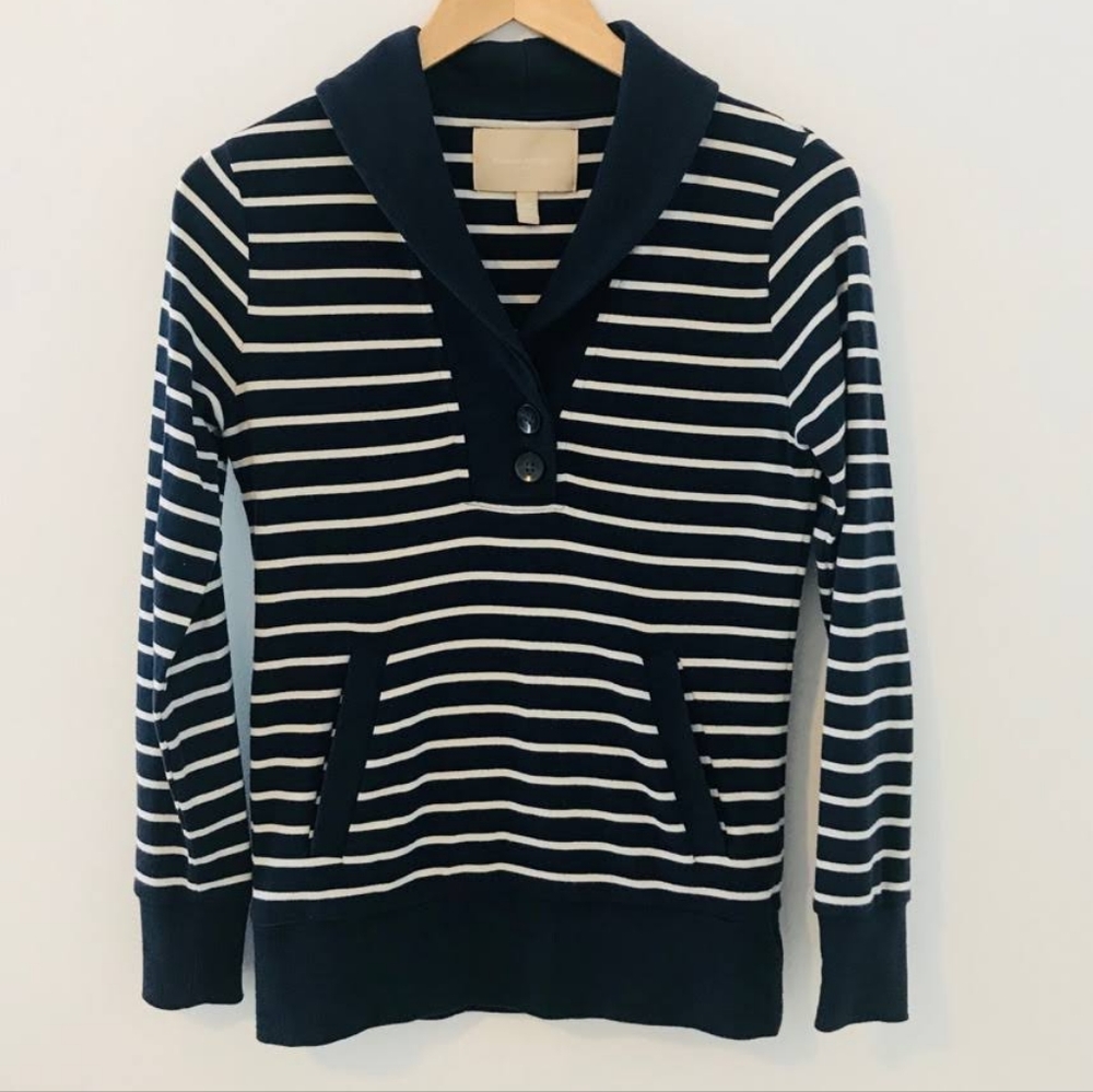 Banana Republic Black & White Striped Sweater - M